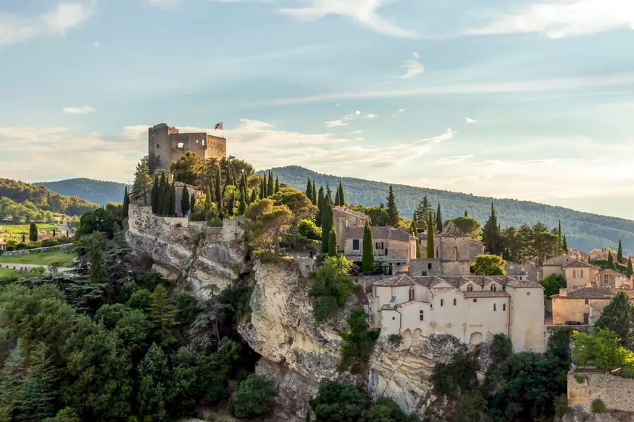 Camping Le Théâtre — Camping vanlife à Orange, Provence-Alpes-Côte d'Azur