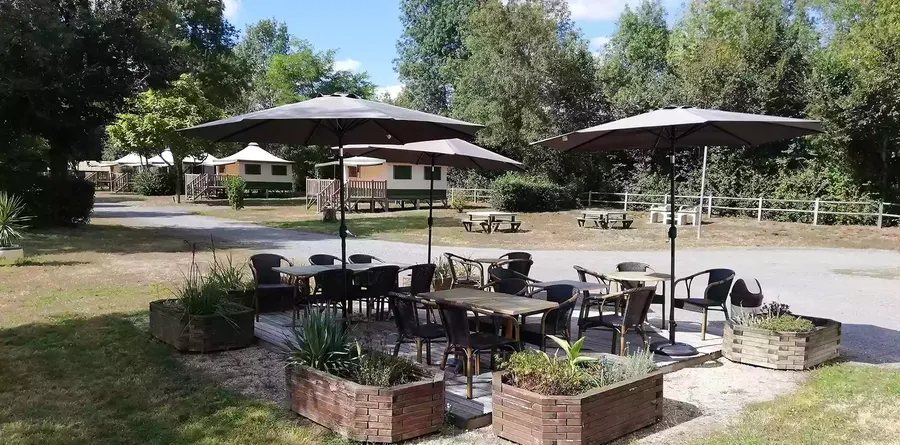 Camping La Fritillaire — Camping vanlife à Chinon, Centre-Val de Loire
