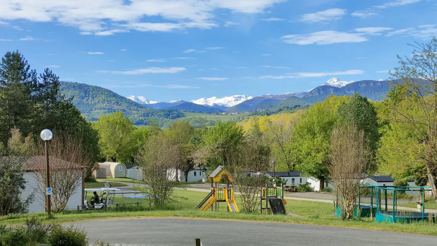 Camping Parc d'Audinac les Bains — Camping vanlife à Montjoie-en-Couserans, Ariège